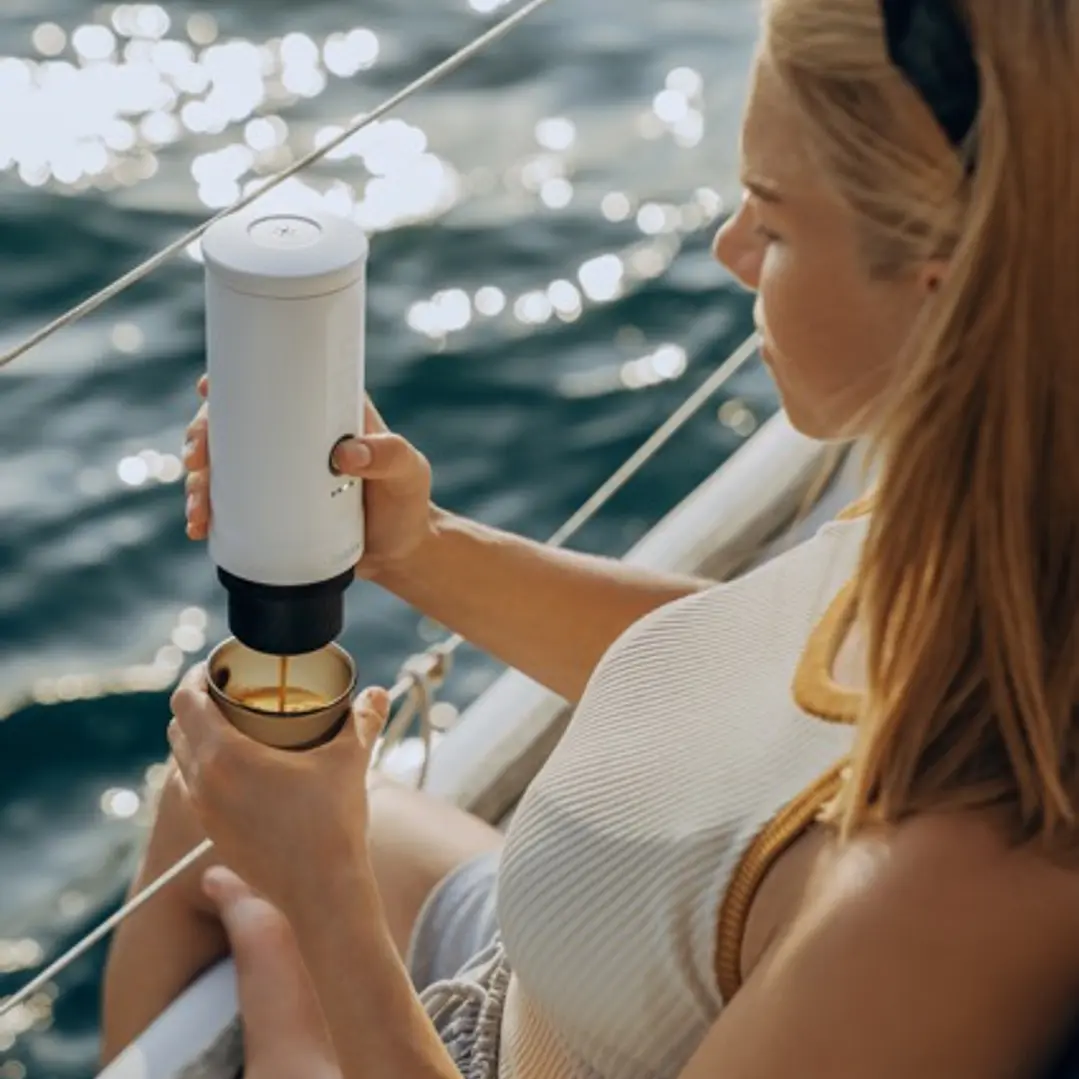 Máquina de Café Espresso Eléctrica Outin Portátil Nano 2 Blanco Perla 2