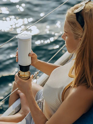 Máquina de Café Espresso Eléctrica Outin Portátil Nano 2 Blanco Perla
