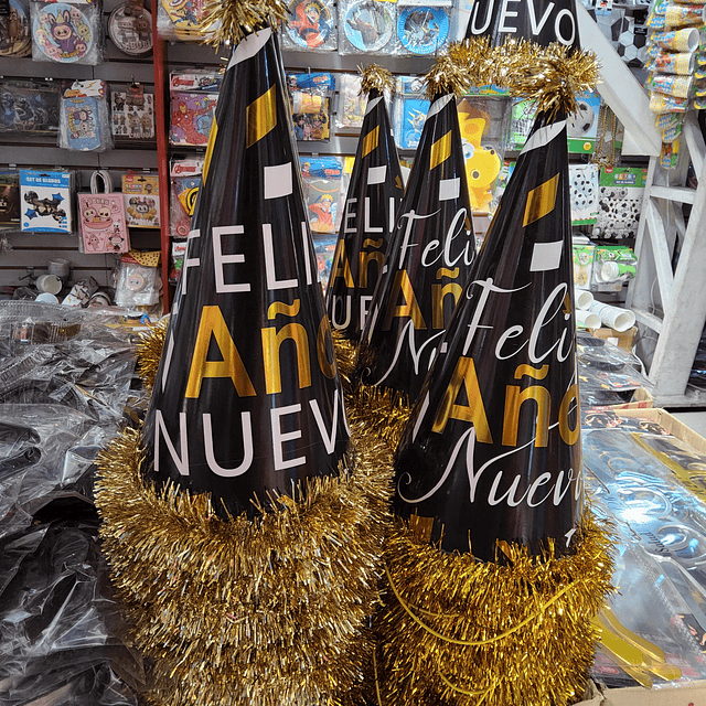 GORRO CONO AÑO NUEVO X 1 UNIDAD