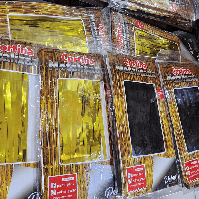 CORTINA METALIZADA DORADA X 1 UNIDAD 