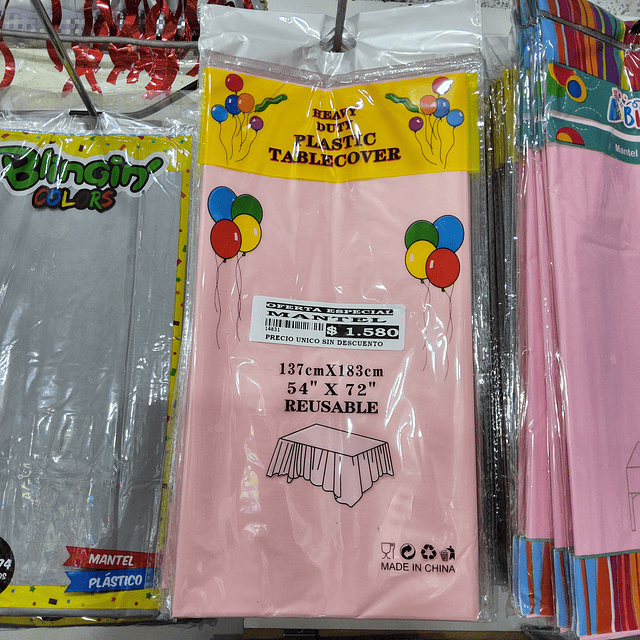 Mantel plástico liso rectangular color rosado pastel