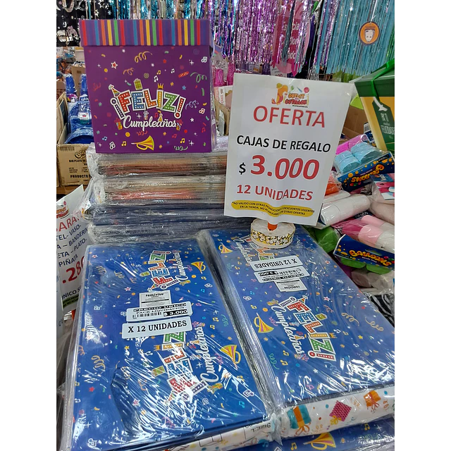 pack cajas de regalo 22x22x22 ( 12 unidades)
