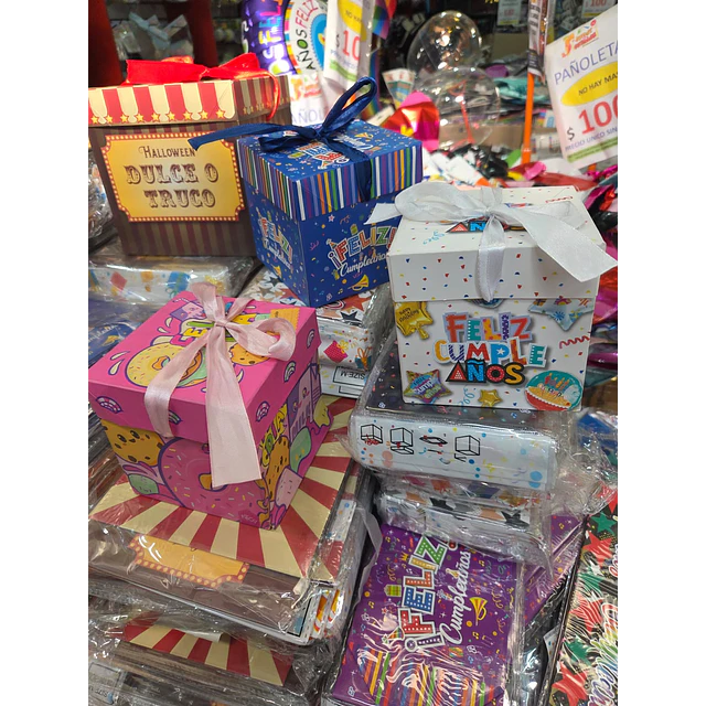 cajas de regalo 10x10x10 $100