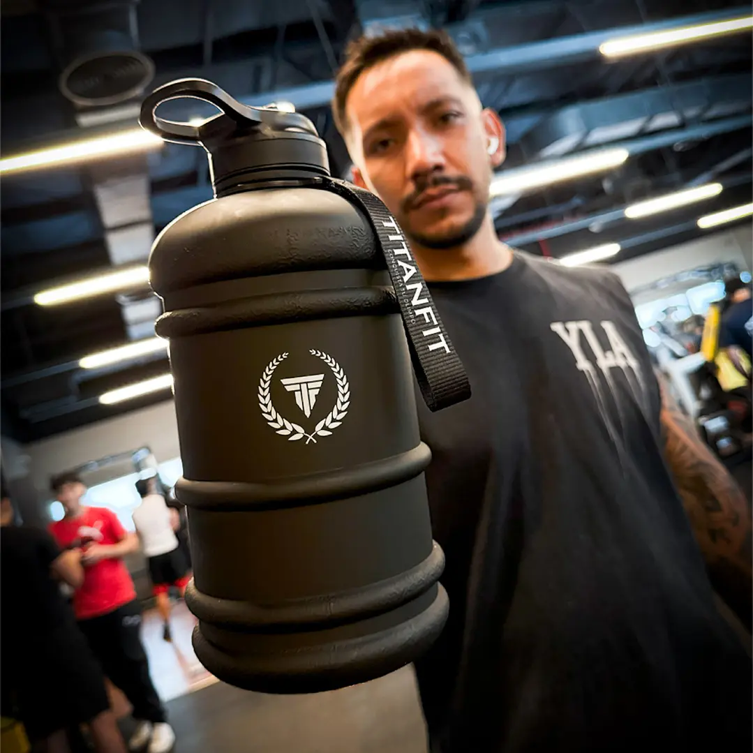 Botellon 2.2lts TitanFit 5