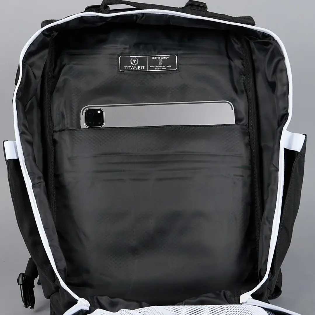 Mochila Táctica TitanFit Omega Kronos EDITION 35L | Premium Impermeable 3