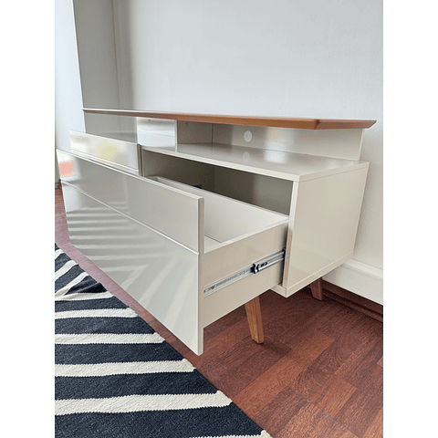 Rack Tv Stand Classic Plus 12333 1.4 Cajones Blanco/Caramelo,"PRODUCTO CON DETALLE"