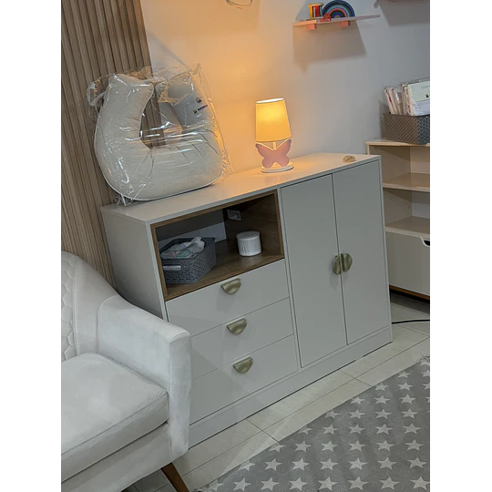 Comoda 2 Puertas y 3 Cajones Cariño Arena -Producto Armado en Tienda