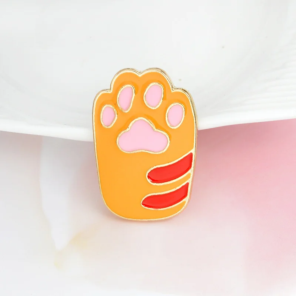 Pin Patita de Gato