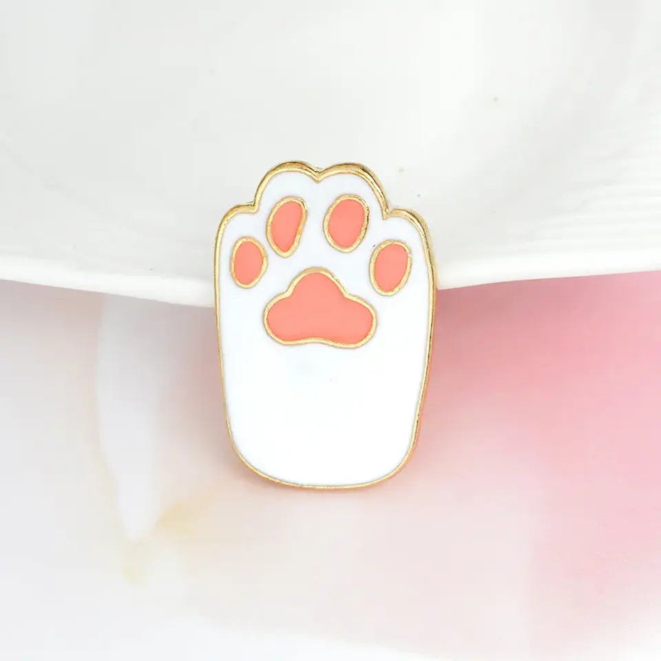 Pin Patita de Gato 1