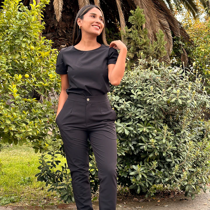 Queen👑 - NEGRO * DETALLE EN PANTALON LEER DESCRIPCION 3