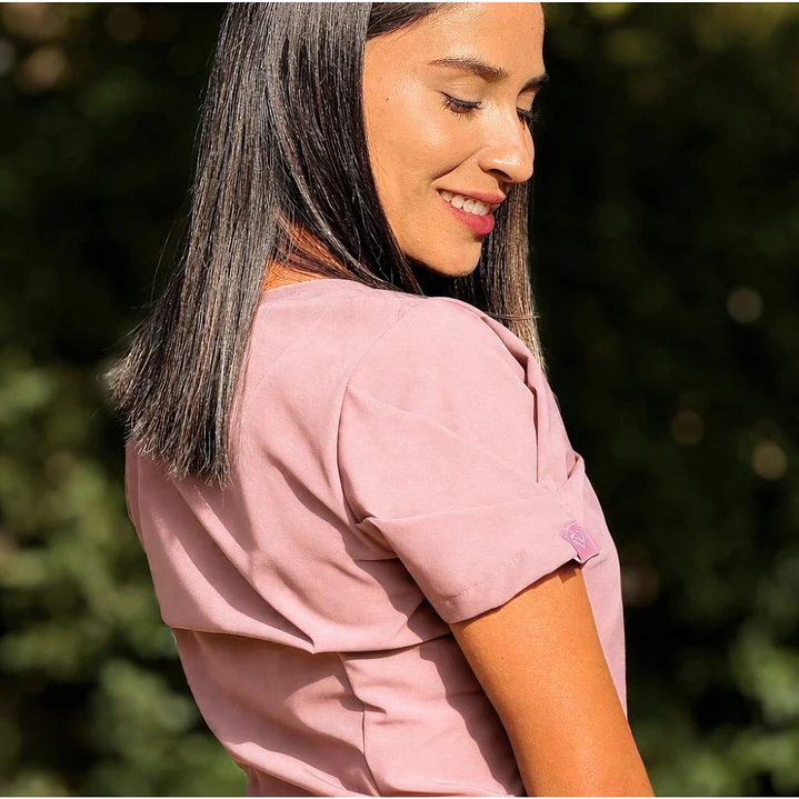 Queen👑 - PALO ROSA OSCURO * DETALLE EN PANTALON LEER DESCRIPCION 2