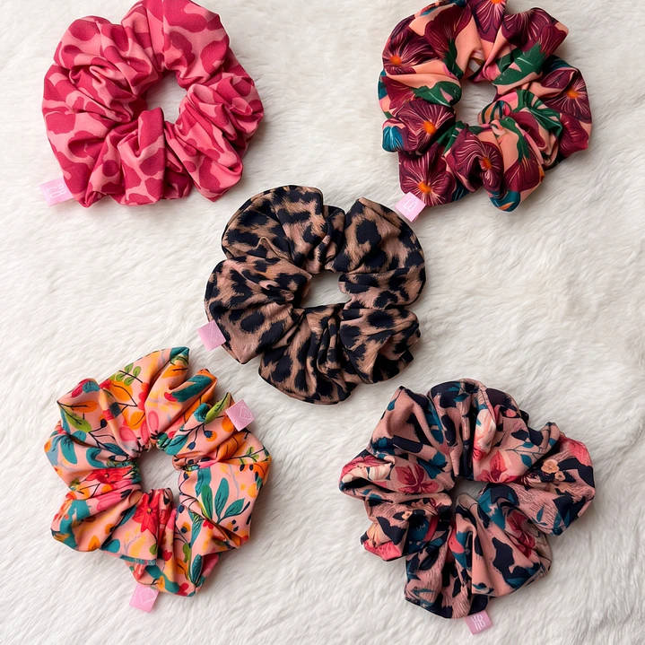 SCRUNCHIES  LEOPARDO FUCSIA  2