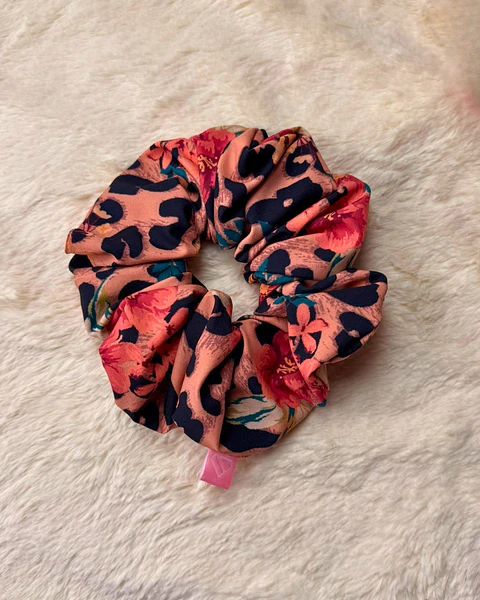 SCRUNCHIES  LEOPARDO Y FLORES