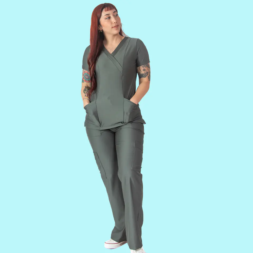 Sporty - Fit - VERDE MUSGO / DETALLE EN PANTALON *  1