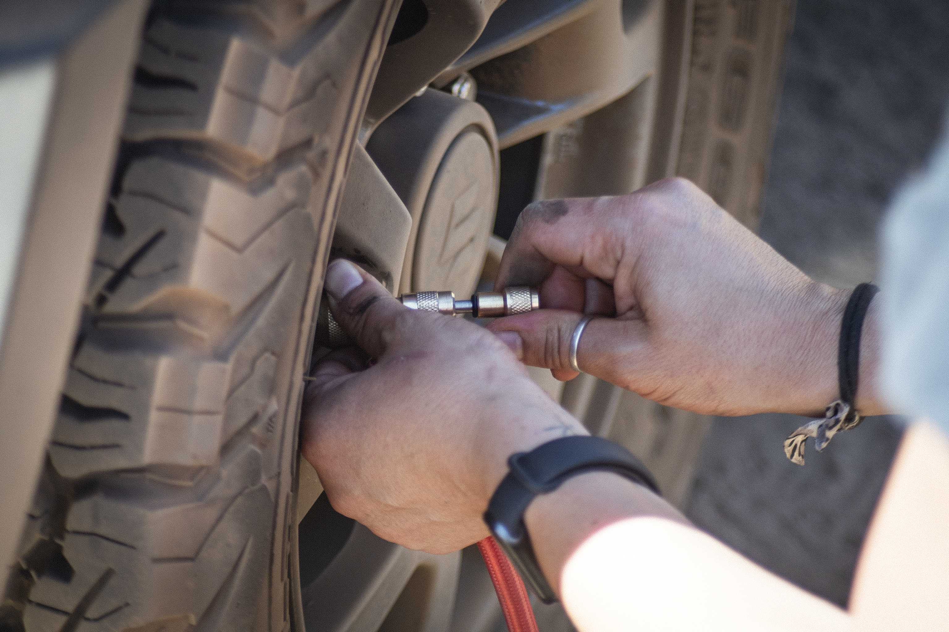 Herramientas básicas para un viaje Overland seguro y sin dramas