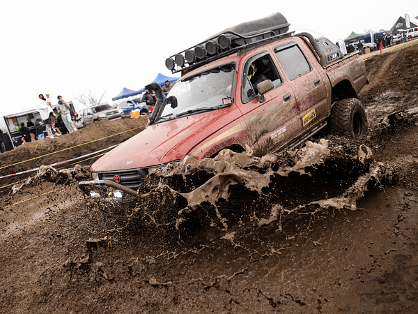 Los 5 errores más comunes al equipar tu 4x4 para el overland (y cómo evitarlos)