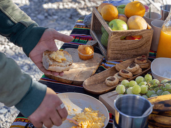 Alimentarse bien en travesías largas: consejos desde la experiencia Overlandes