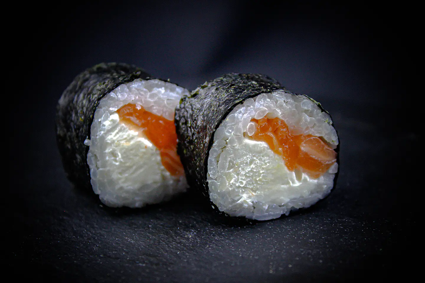 Hosomaki Sake Cheese 1