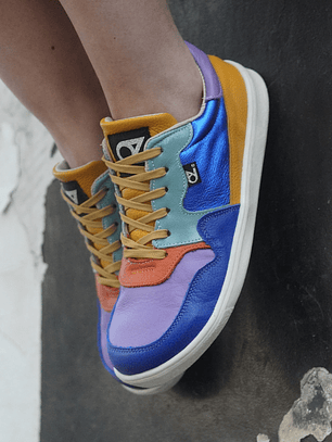 Sunset Blue Bird Barefoot