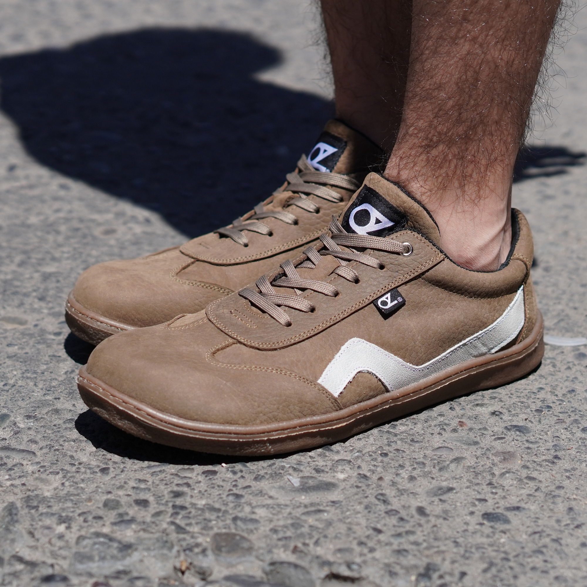 AURORA BROWN BAREFOOT 2