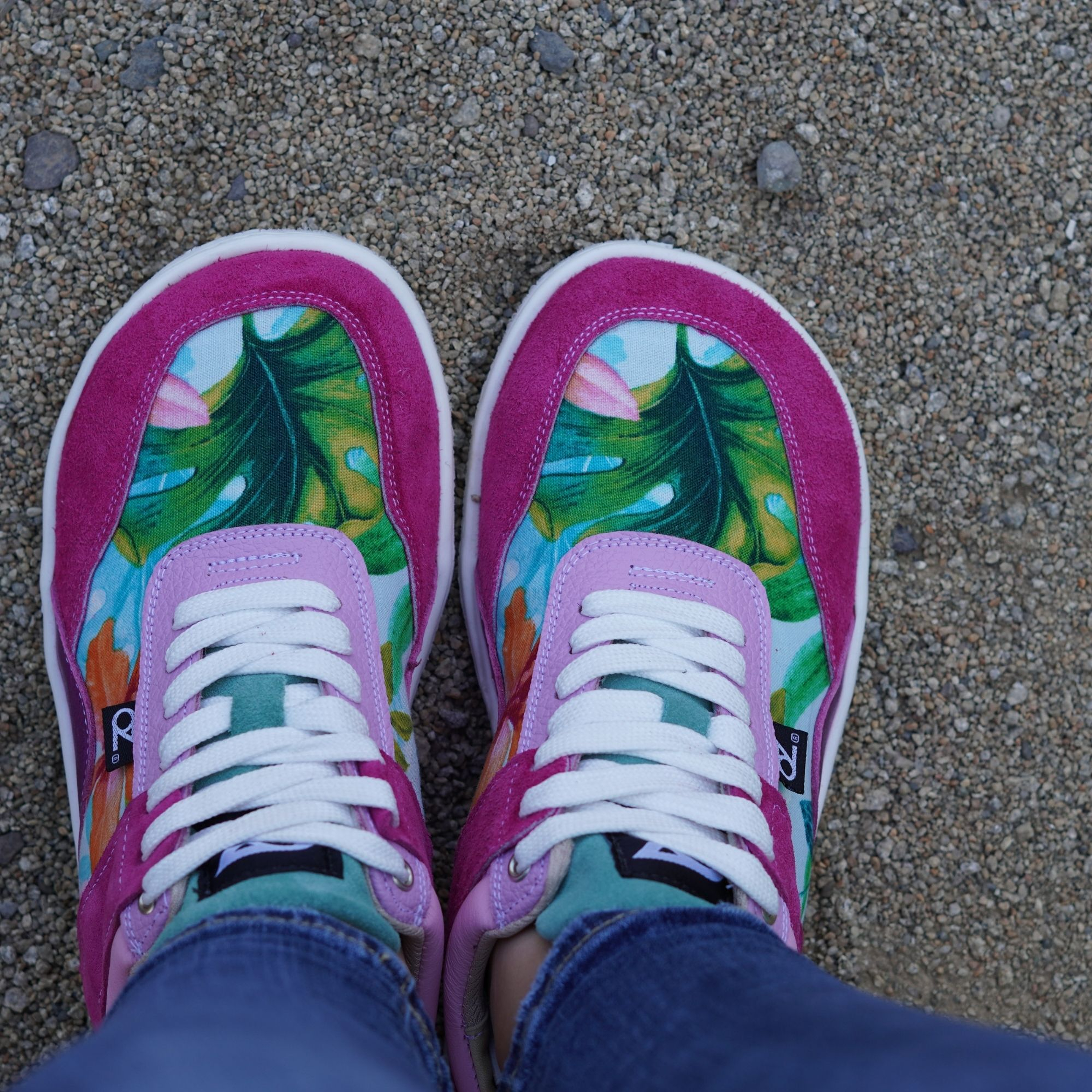 Kiki Flores Fucsia Barefoot 4