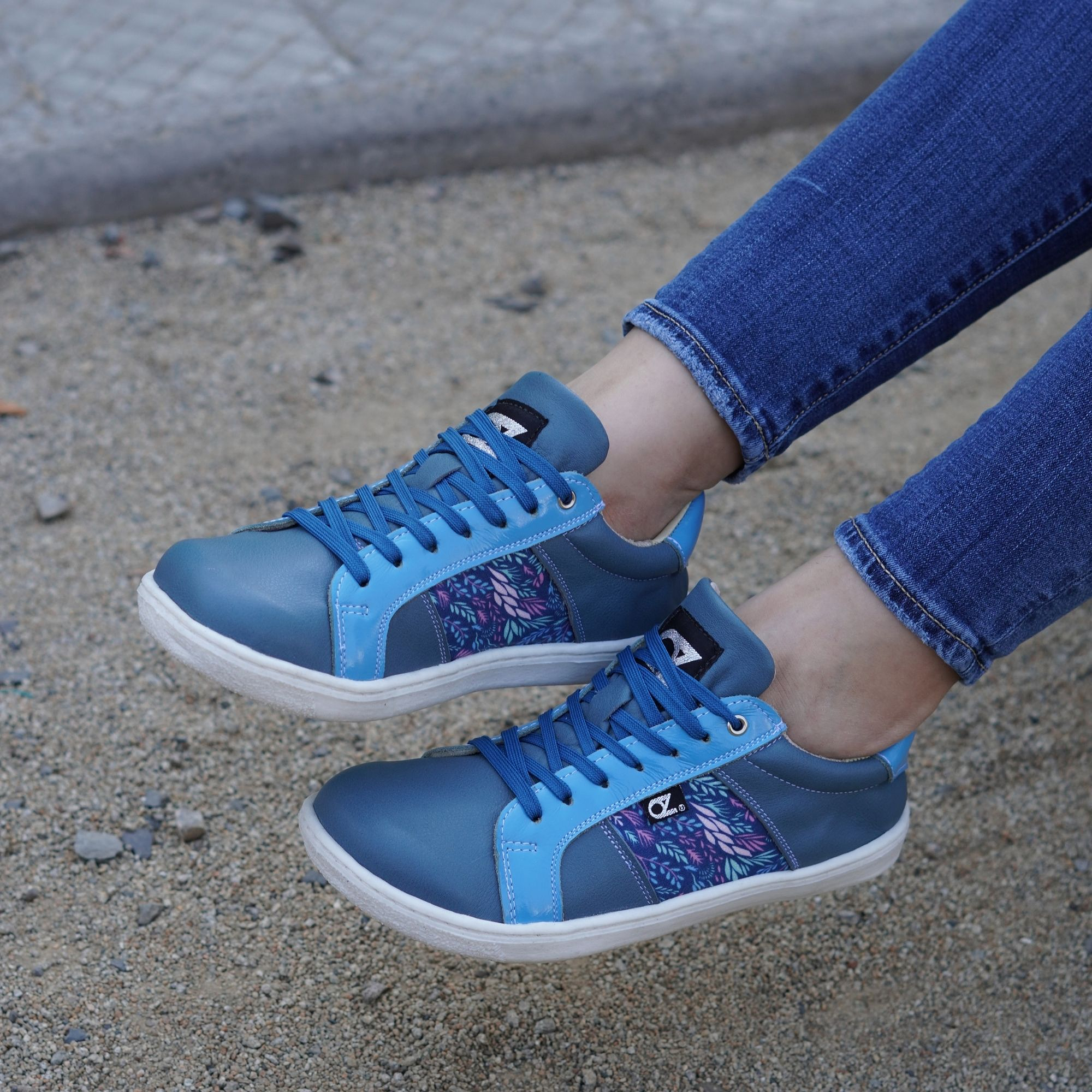 Isabella Ligth Blue Barefoot 2