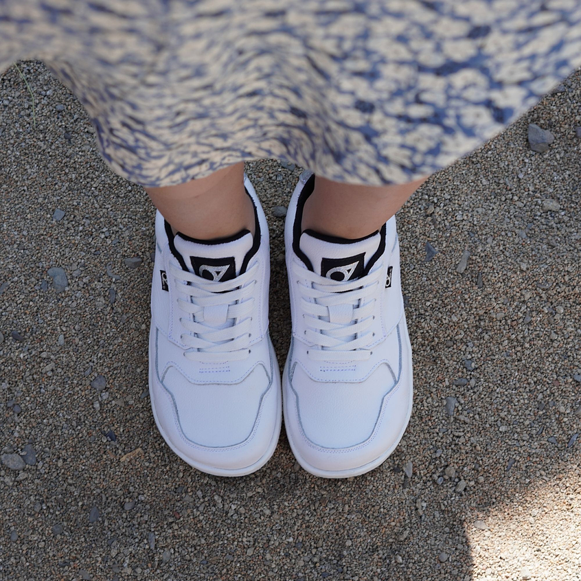 Livy Blanca Barefoot 2