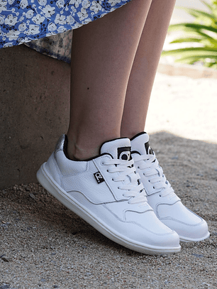 Livy Blanca Barefoot