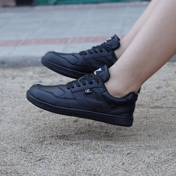 Livy Full Black Barefoot  3