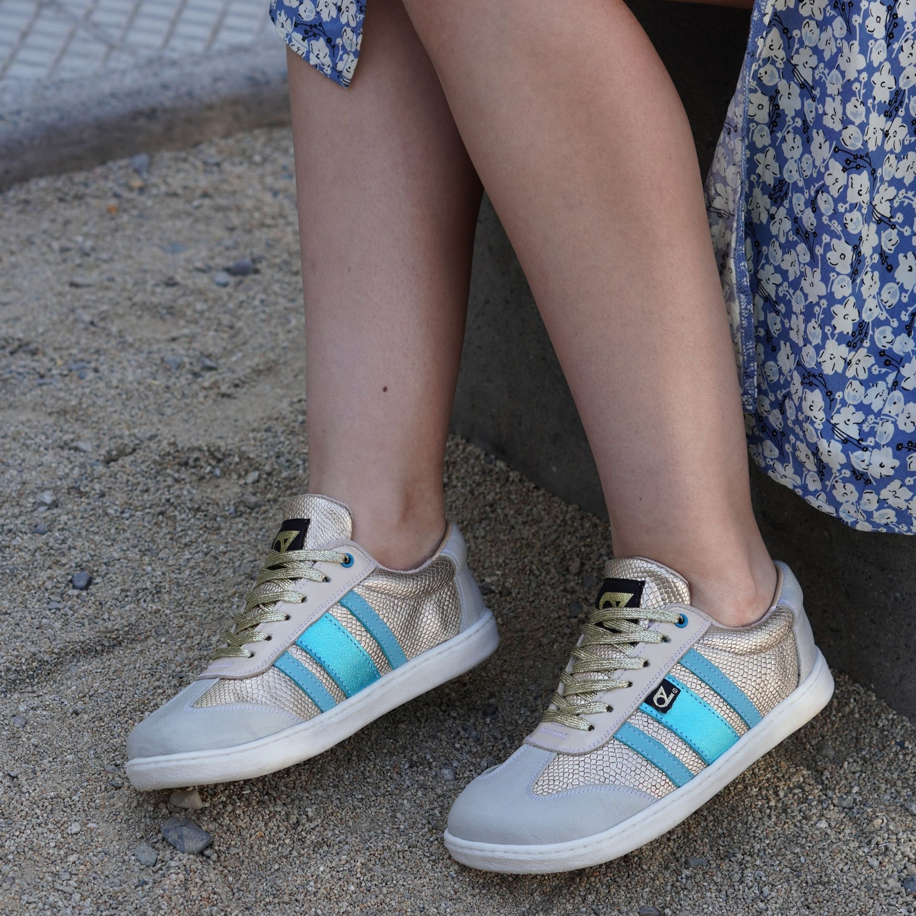 Aurora Retro Champagne Celeste Barefoot 3