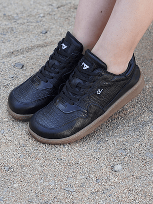 Sunset Yacare Barefoot