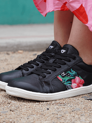 Isabella Selva Negra Barefoot 