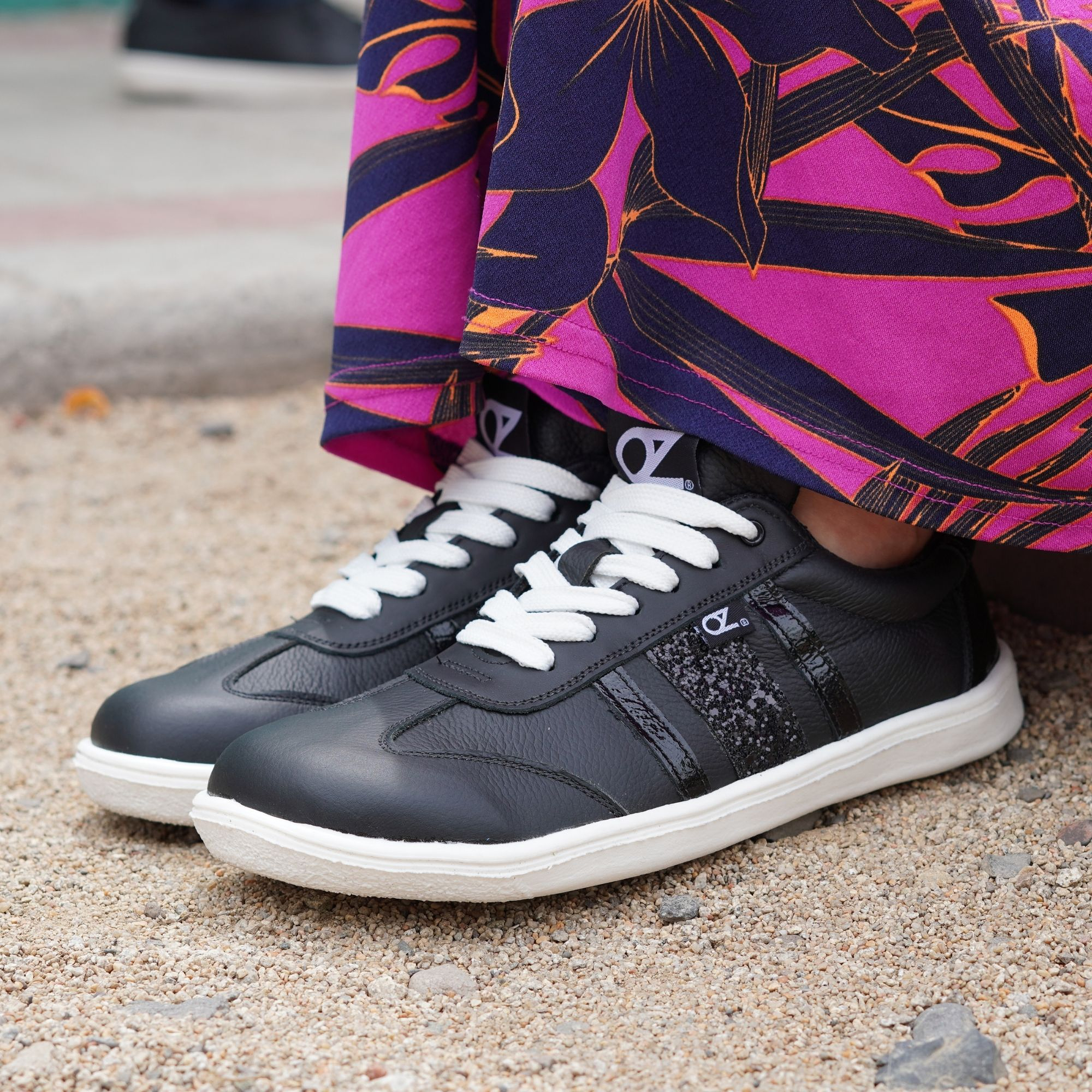 Aurora Retro Negro Glitter Barefoot  1