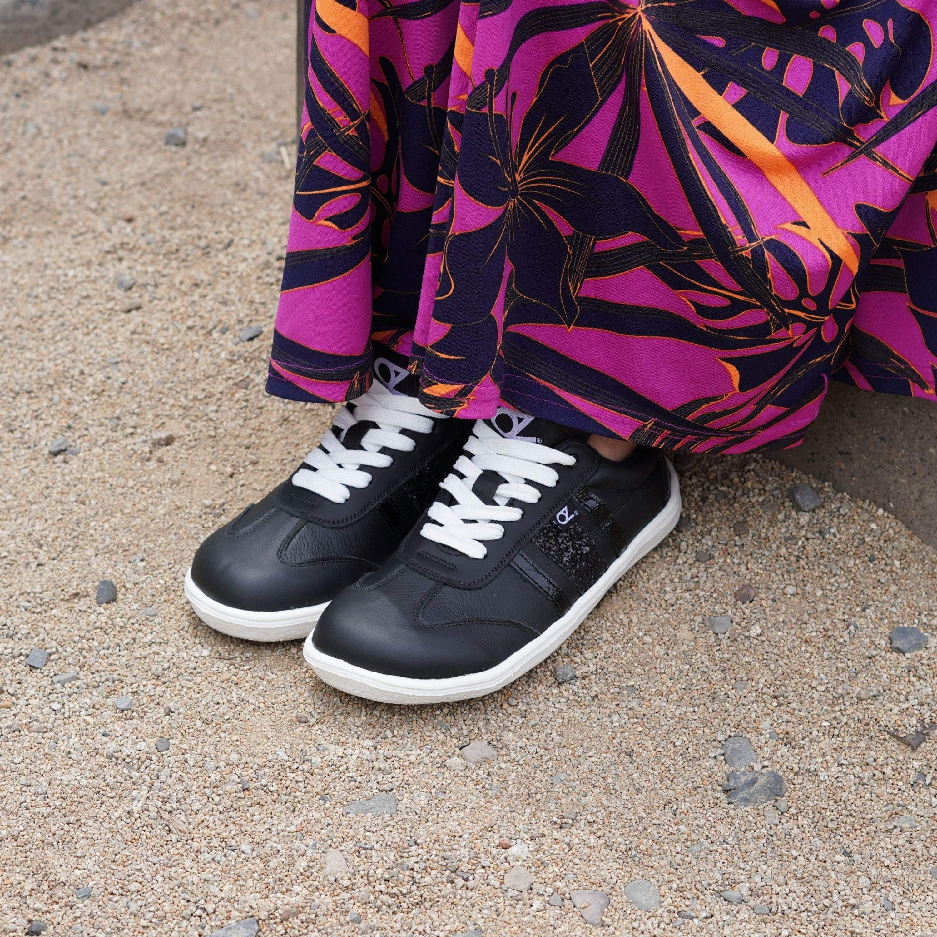 Aurora Retro Negro Glitter Barefoot  2