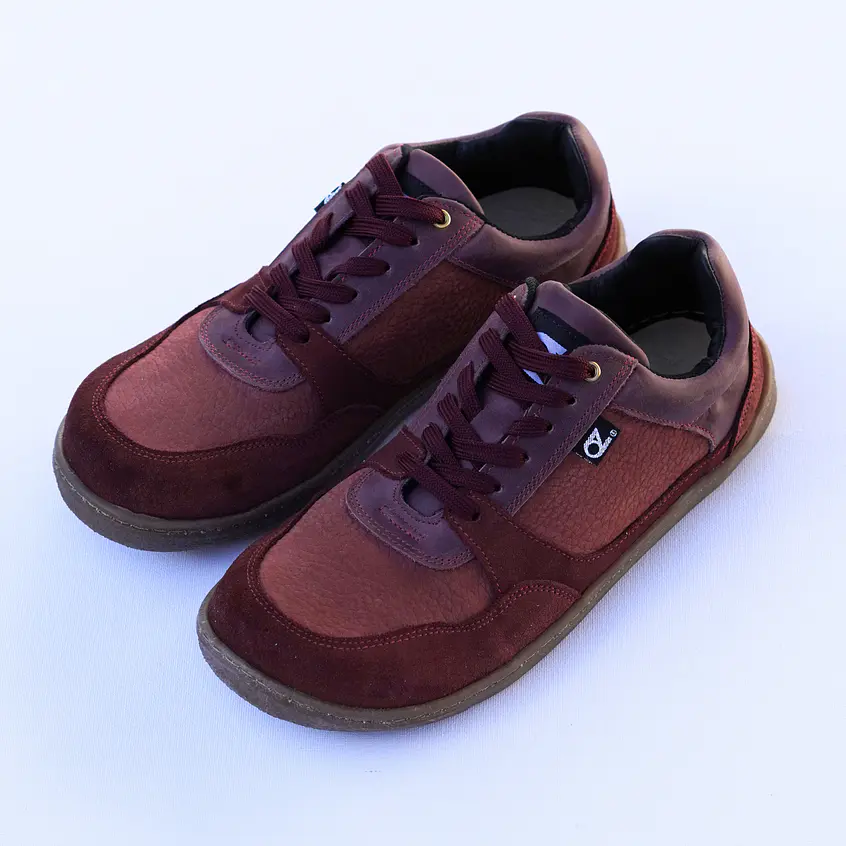 Koka Atlas Wine Barefoot 1