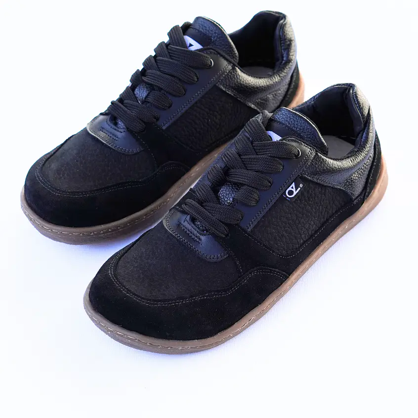 Koka Atlas Black Barefoot 1