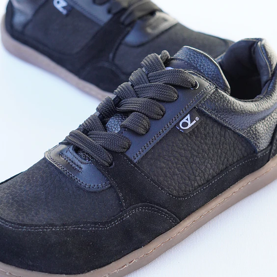 Koka Atlas Black Barefoot 3