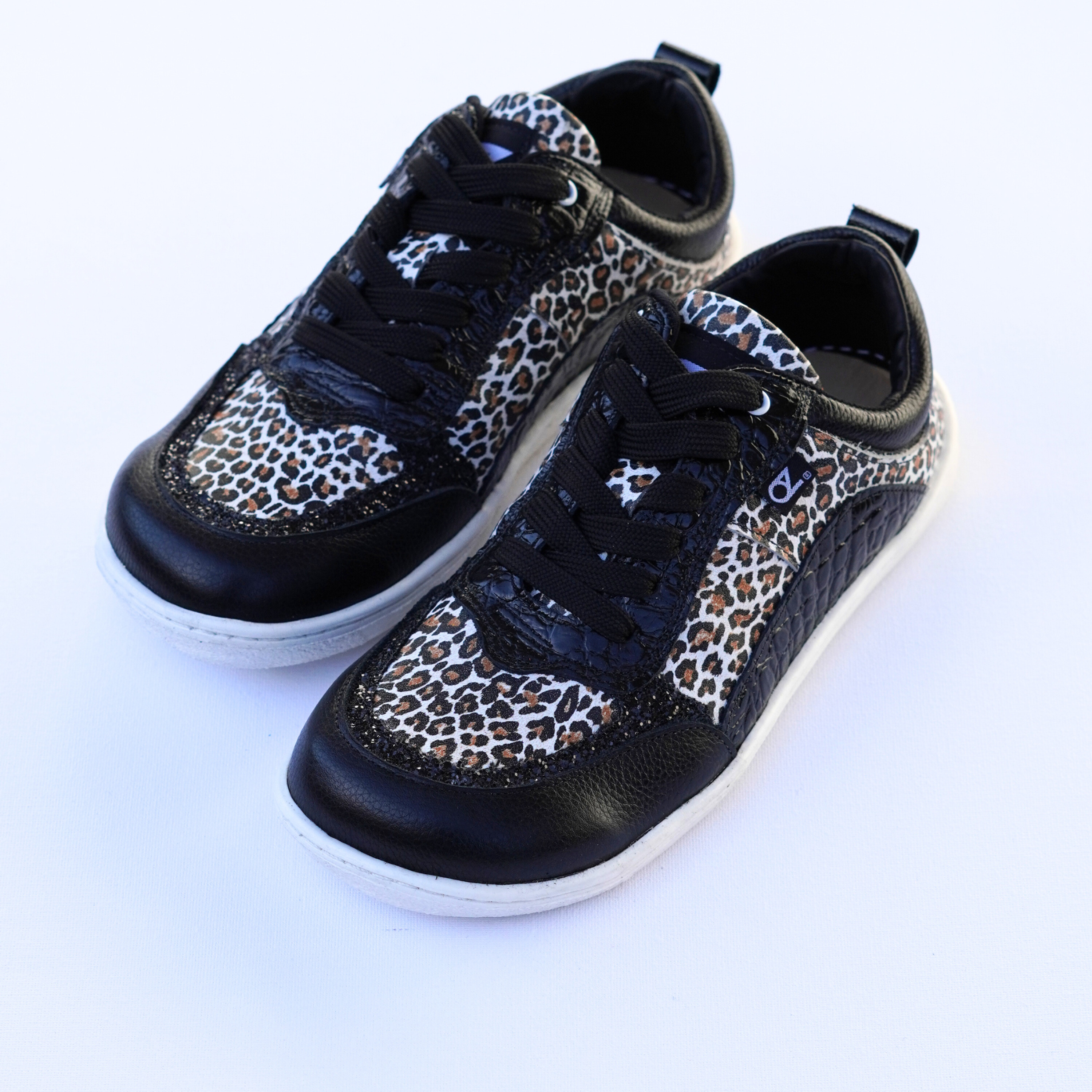 LUNA CHEETA NEGRO BAREFOOT 1