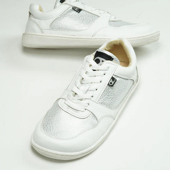 Koka Atlas Silver White Barefoot 1