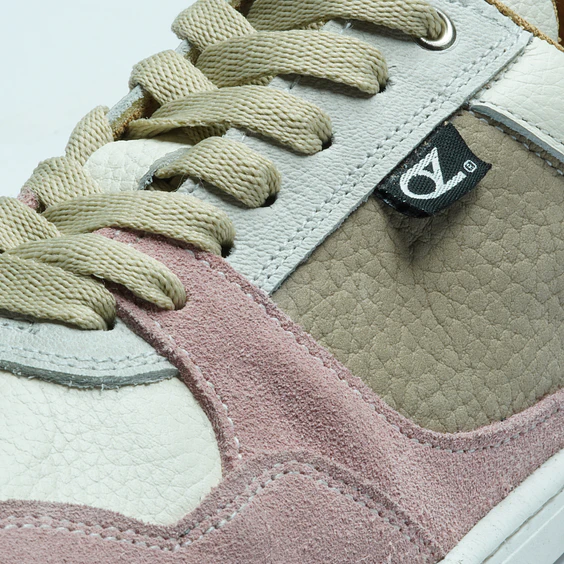 Koka Atlas Cream Pink Barefoot 2
