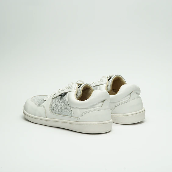 Koka Atlas Silver White Barefoot 4