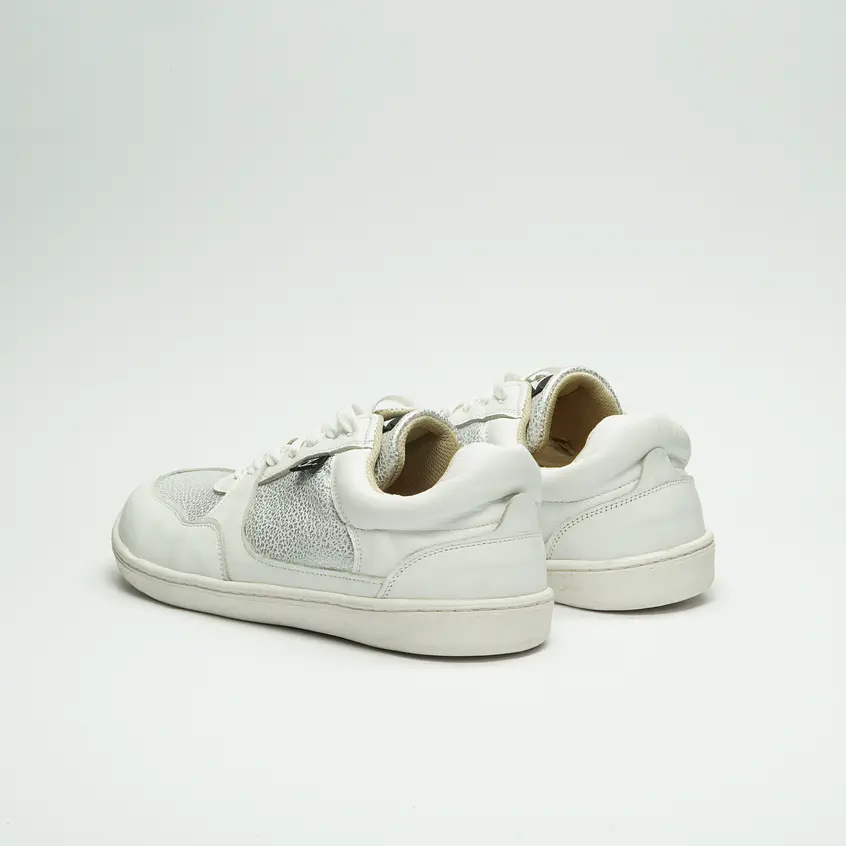 Koka Atlas Silver White Barefoot 4