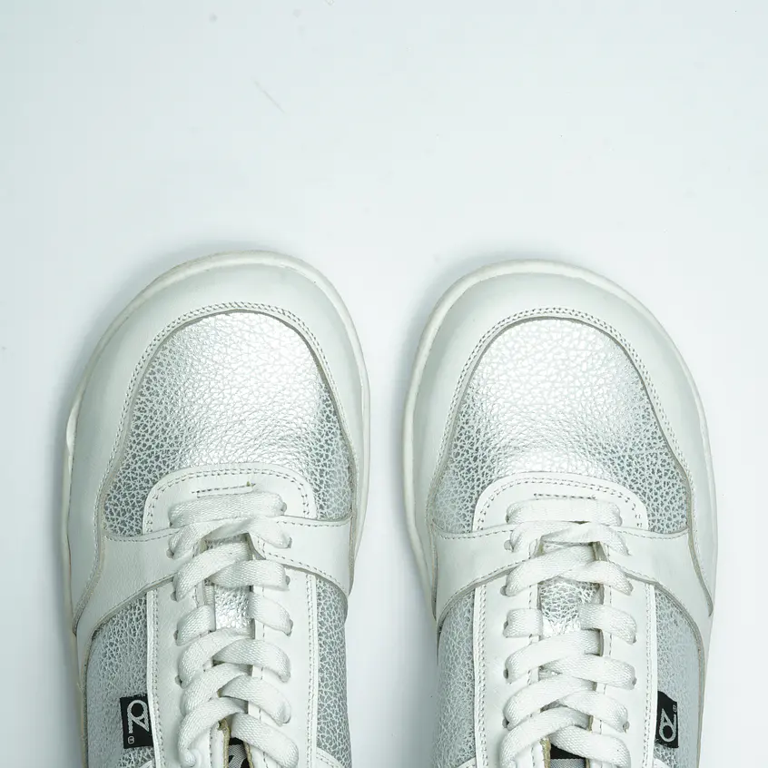 Koka Atlas Silver White Barefoot 6