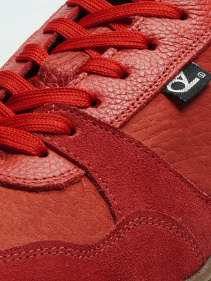 Koka Atlas Red Barefoot
