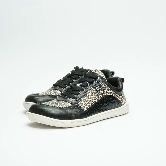 Luna Cheeta Black Barefoot 1