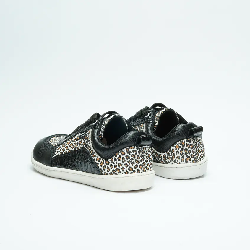 Luna Cheeta Black Barefoot 4