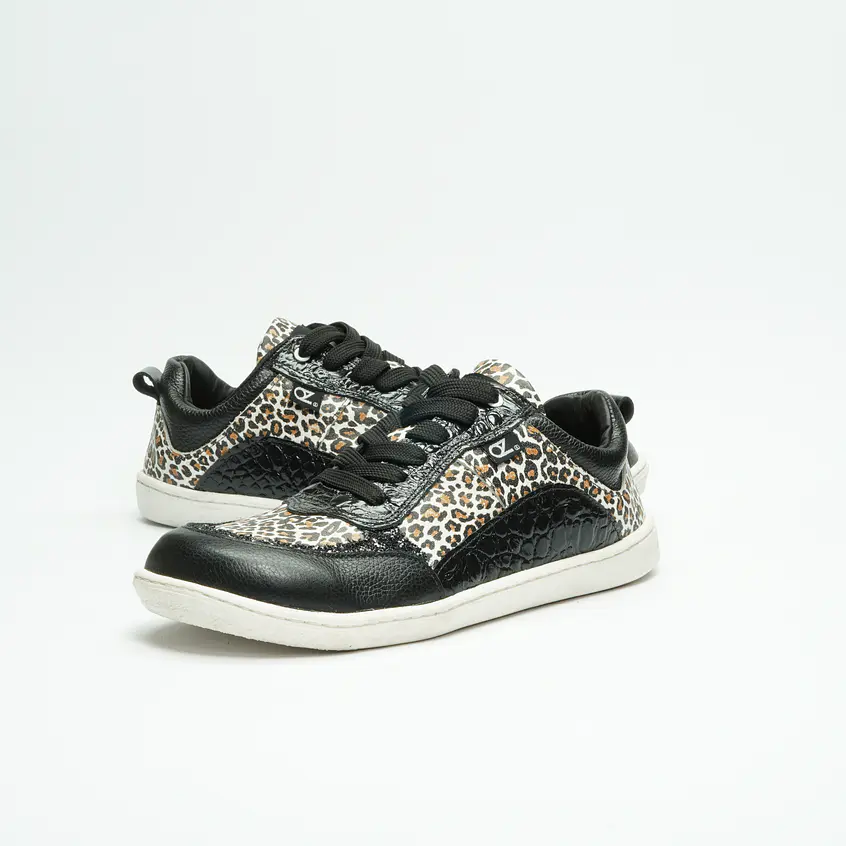 Luna Cheeta Black Barefoot 5