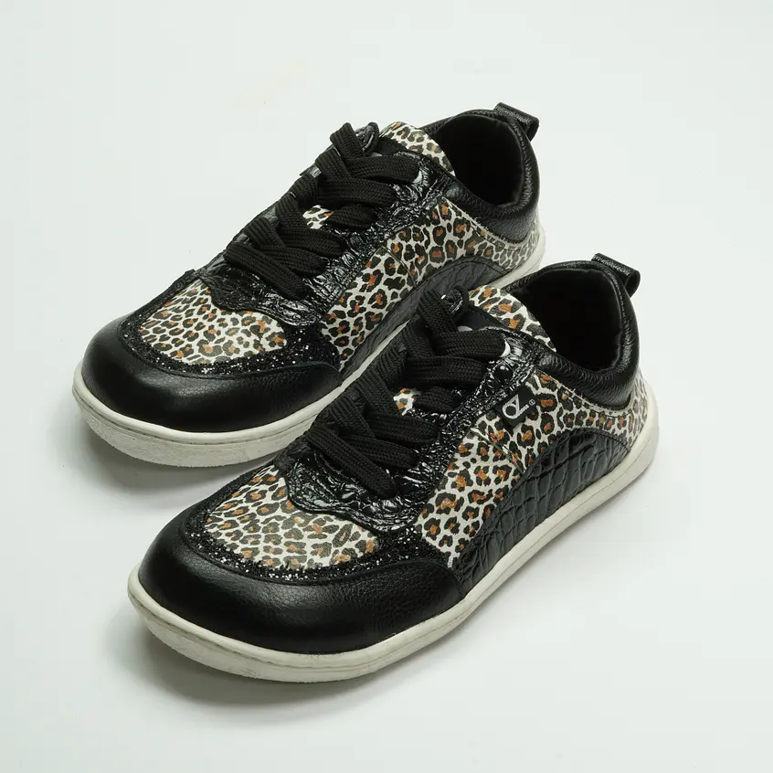 Luna Cheeta Black Barefoot 7