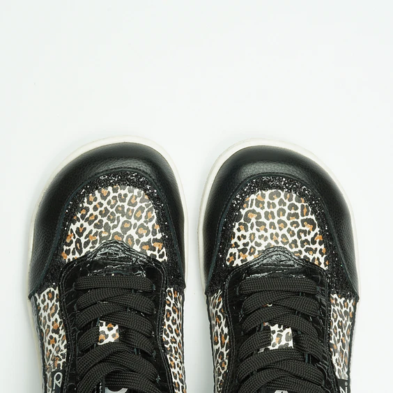 Luna Cheeta Black Barefoot 6