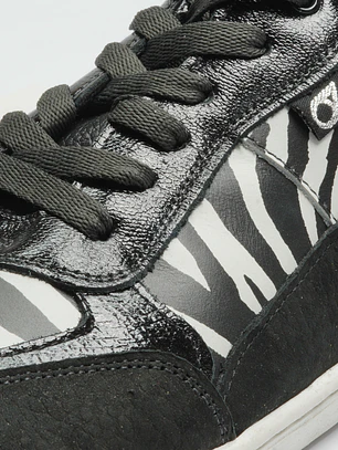 Luna Zebra Barefoot